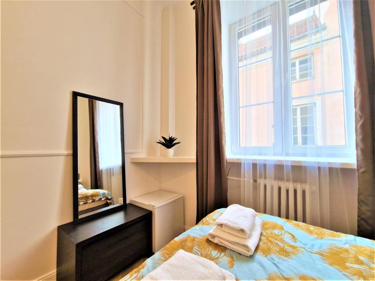 J&W Apartments Swietojanska Rooms Warsaw Ngoại thất bức ảnh