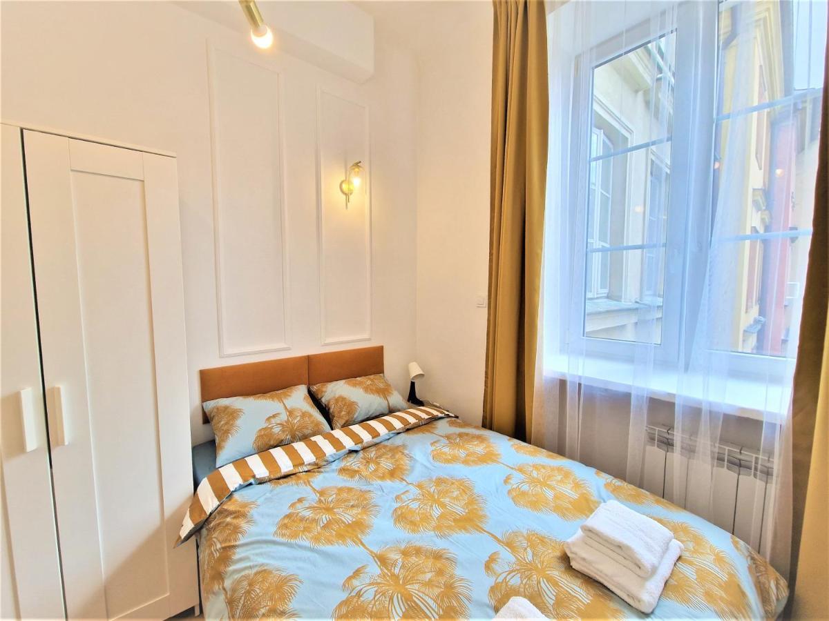 J&W Apartments Swietojanska Rooms Warsaw Ngoại thất bức ảnh