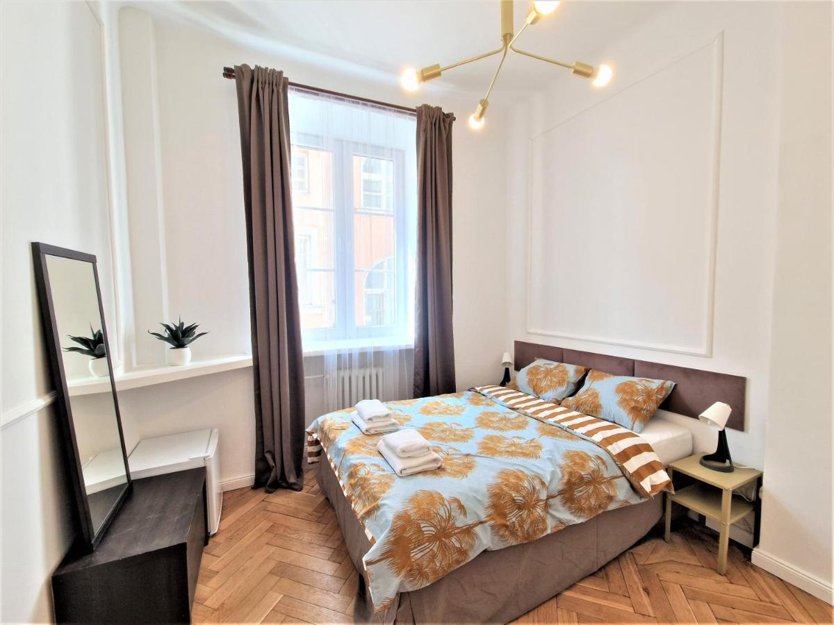 J&W Apartments Swietojanska Rooms Warsaw Ngoại thất bức ảnh